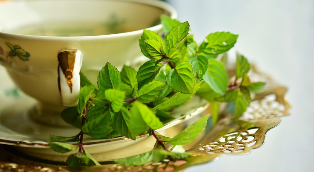 A great part of the joy of growing your own herbs is in the harvesting. I love to Harvesting Herbs and flowers herbs this time of year for use in cooking and making