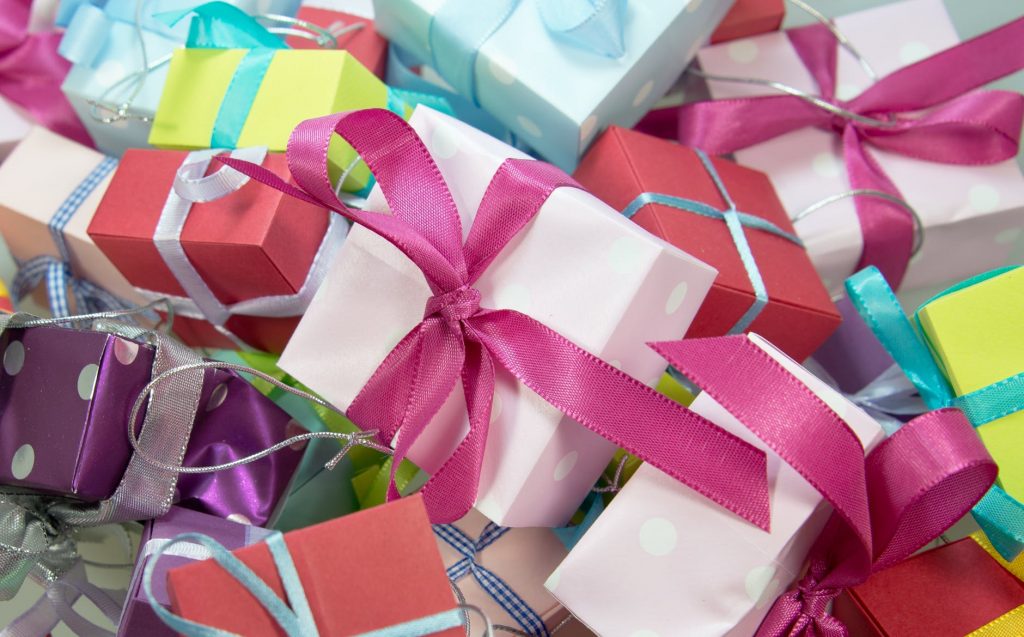 Best Online Gifts that Daughters can Present to their Fathers