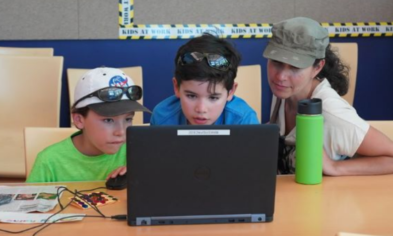 How can children learn the best way to Python?