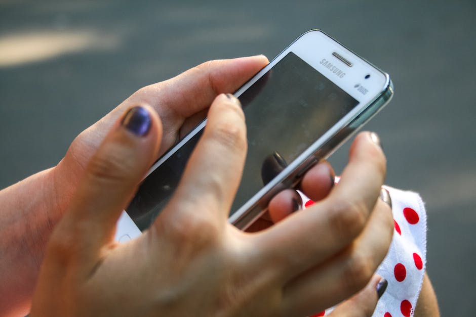 How to Make a Conference Call on Android